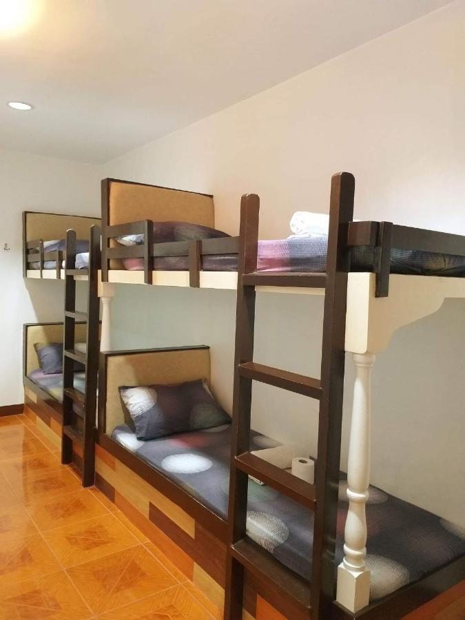 Park Vil-La Apartelle كويزون سيتي المظهر الخارجي الصورة