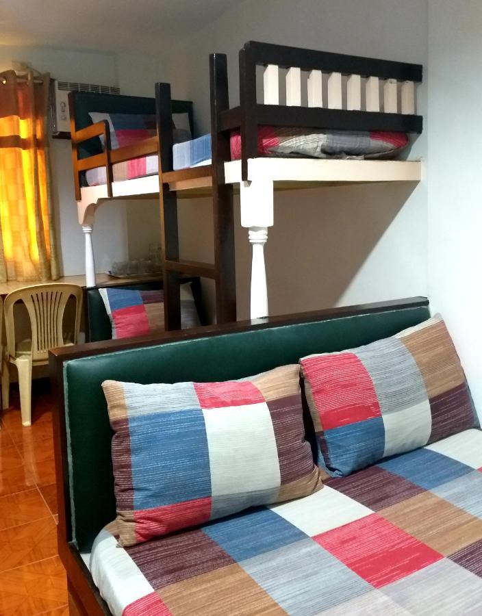 Park Vil-La Apartelle كويزون سيتي المظهر الخارجي الصورة